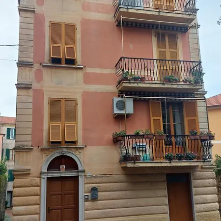 Ginevra House *
